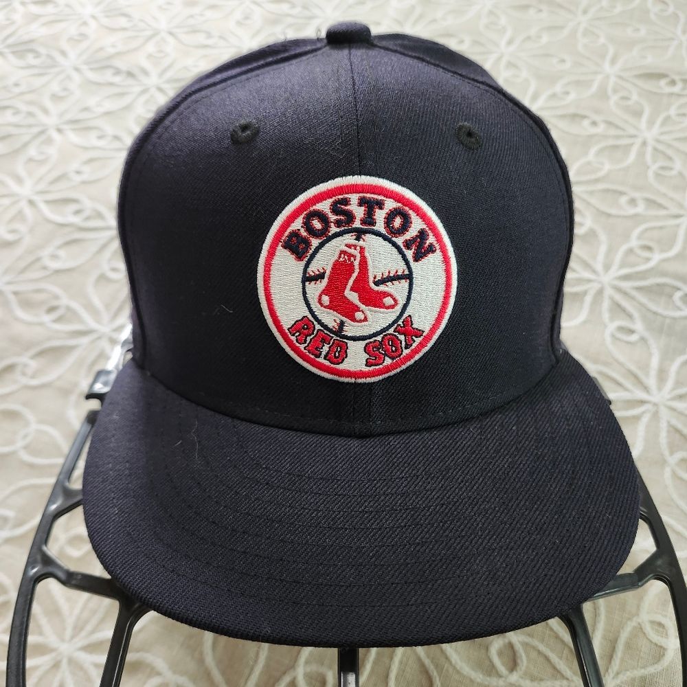 New Era Boston Red Sox Cooperstown Classics Snapback Hat Round Logo Patch - Picture 4 of 16